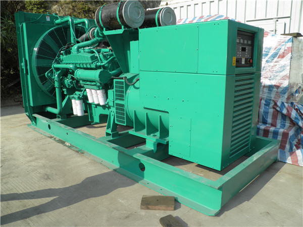 武邑出租发电机 发电机组厂家：柴油发电机组的控制屏的作用是什么？