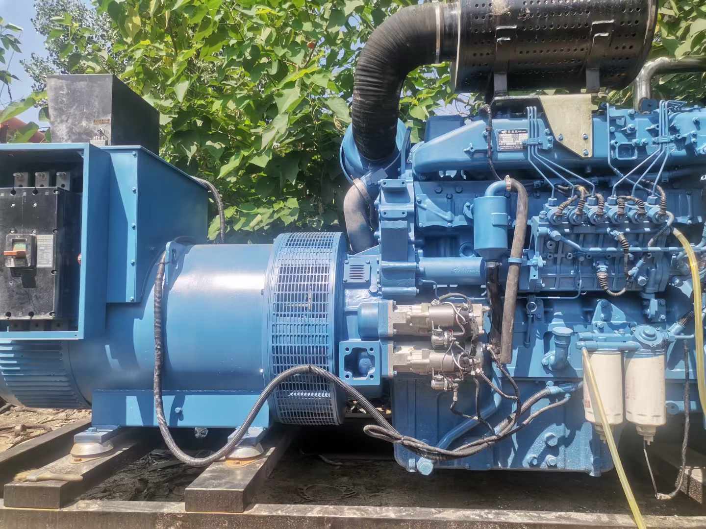 武邑详细说明降低 800kW 柴油发电机输出电流波动的方法